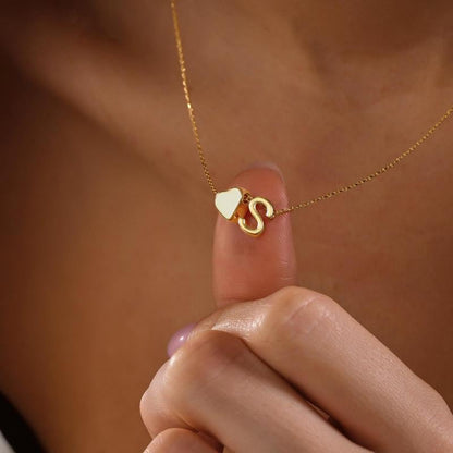 📿Tiny Initial Necklaces Golden Heart Letter A-Z