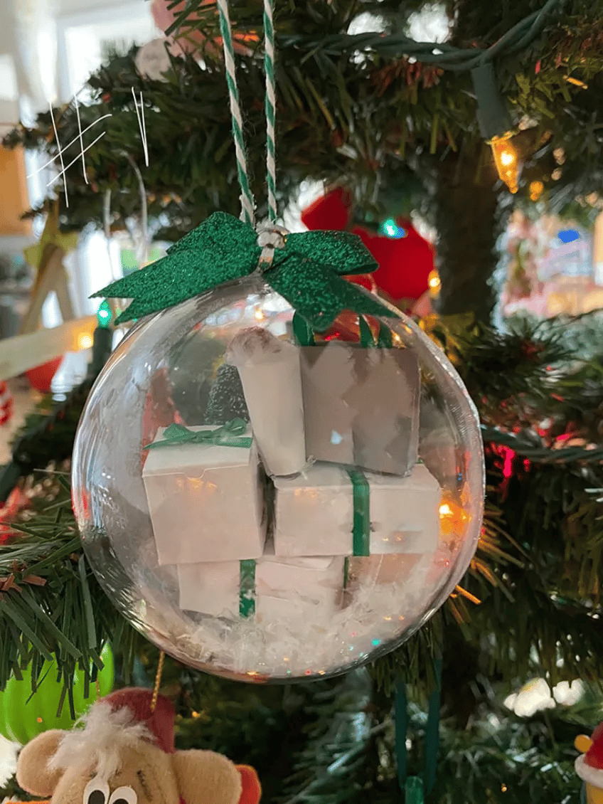 🔥Christmas Sale 49% Off - 🎁Funny Christmas Gift Ornament