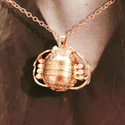 🎄🎁Perfect Christmas Gift to Family/Friends/Lover -- BUY 1 GET 1 FREE TODAY-EXPANDING PHOTO LOCKET